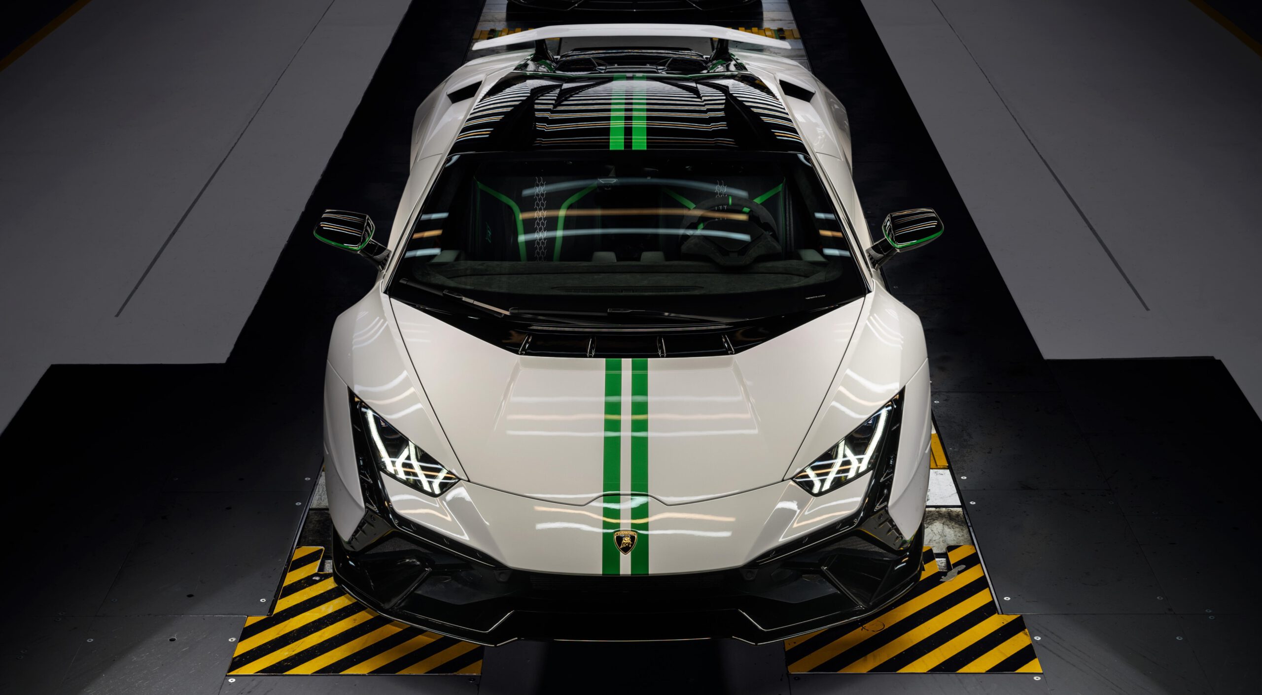 Lamborghini celebra su 60 aniversario con tres Huracán de edición limitada.