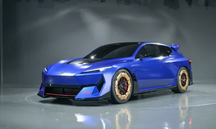 Subaru Performance-E y Performance-B STI Concept